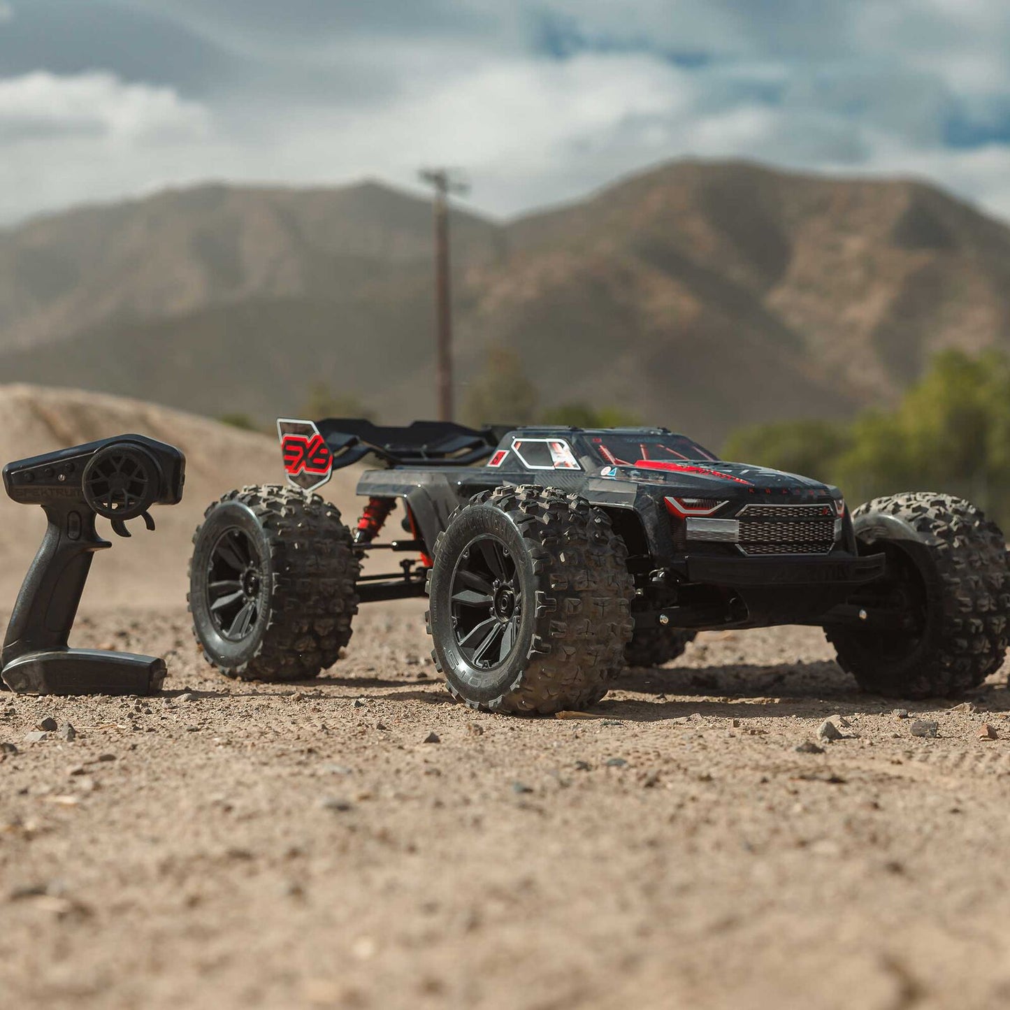 TitanRampage™ – Der ultimative 4X4 Brushless-Speed-Truck (Limitierte Edition)